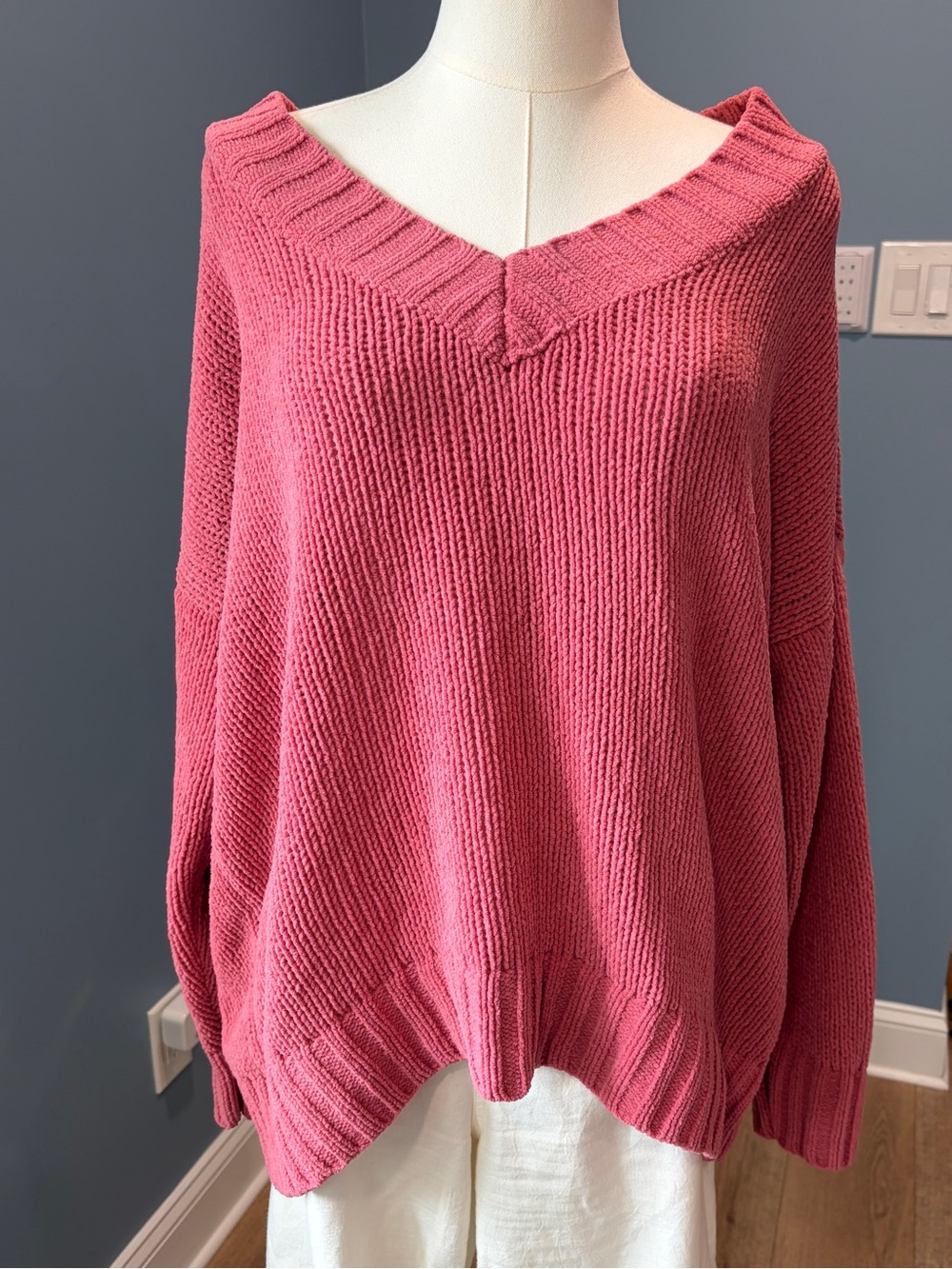 Aerie Oversized Chenille V Neck Sweater Dusty Rose Pink XS Cozy Slouchy Knit